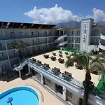 Anita Dream Kemer