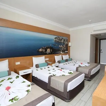 מלון Anita Dream