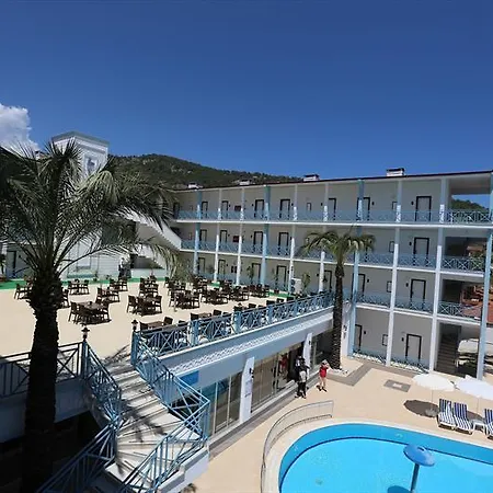 Отель Anita Dream 4*