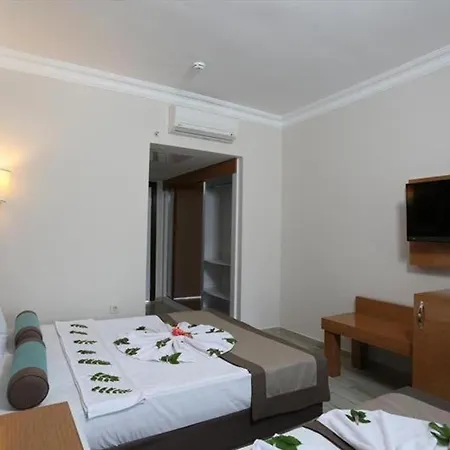 Anita Dream Kemer